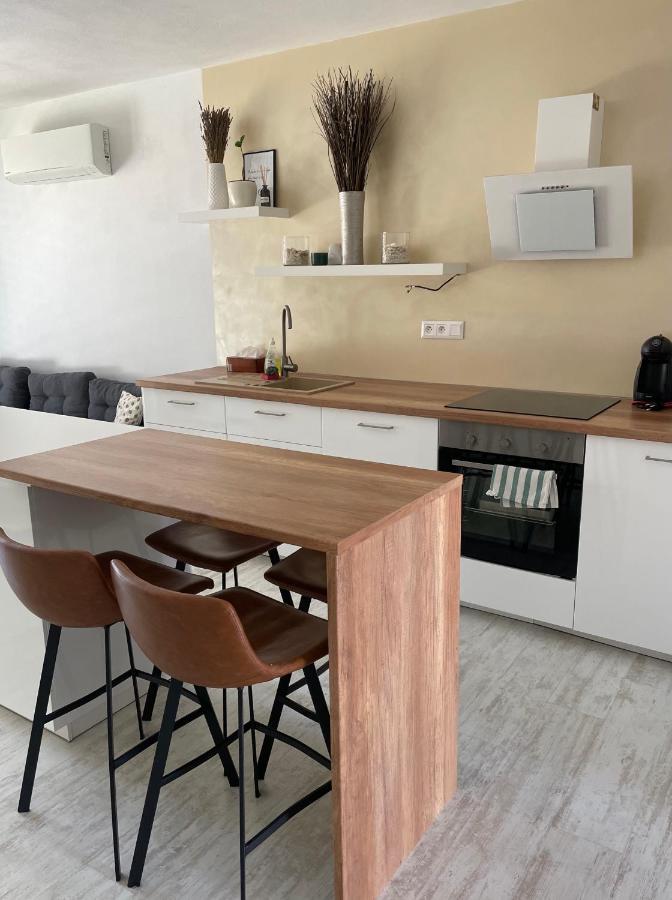 Sunny Apartment On The Lakes Senec Exterior foto